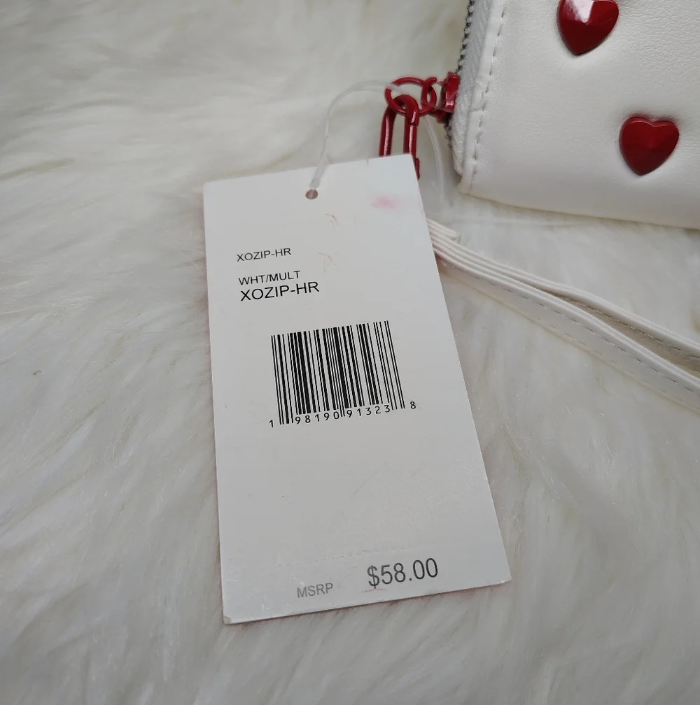 Betsey Johnson Heart Valentine Zip Around Wristlet Wallet - Picture 2 of 15